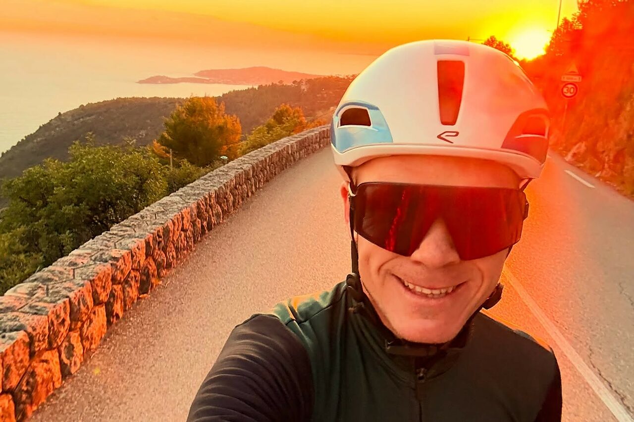 Chris Froome in allenamento con colori neutri questo inverno ©Chris Froome via IG