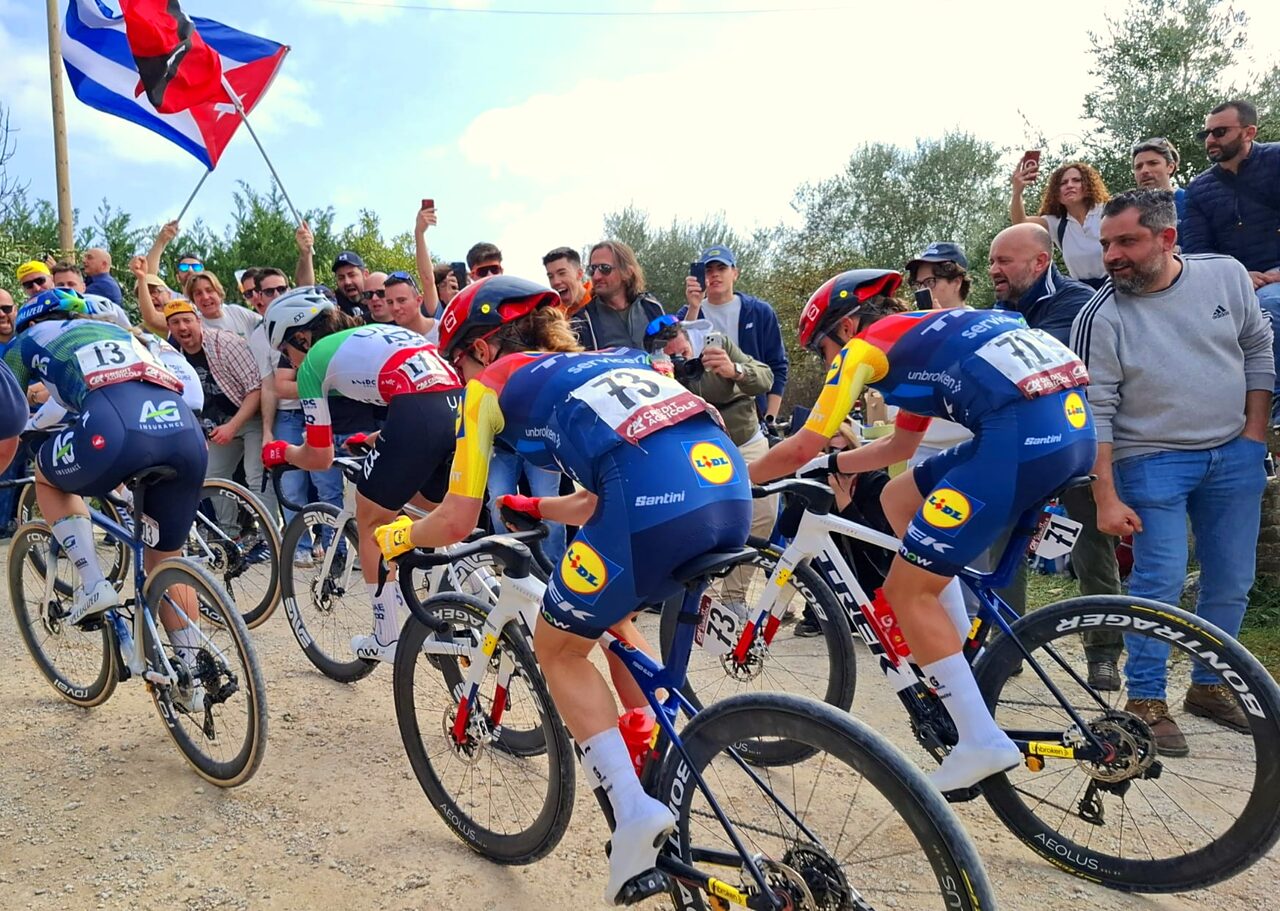 Il passaggio su Colle Pinzuto © Umberto Bettarini