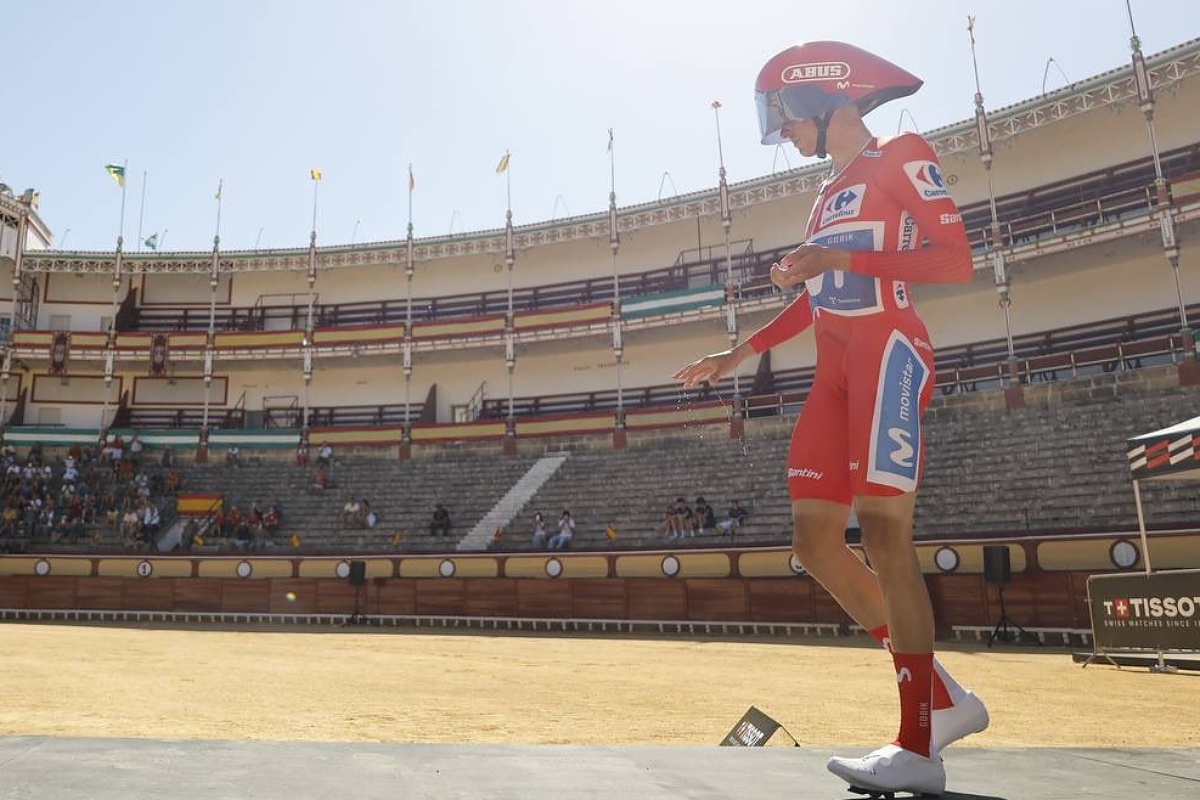 Enric Mas prima della partenza della cronometro ©Movistar Team