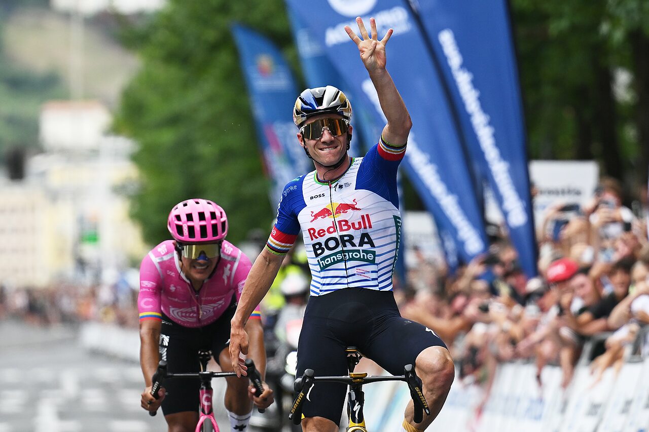 Remco quater: Evenepoel nella storia della Clasica di San Sebastian