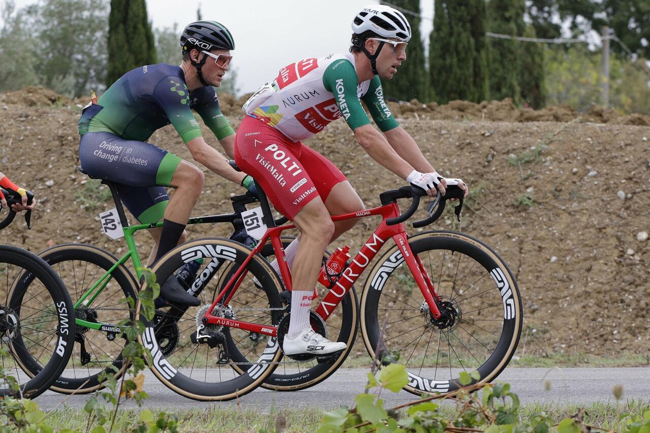 Mattia Bais, in fuga al Giro di Toscana 2025 @ X Team Polti VisitMalta
