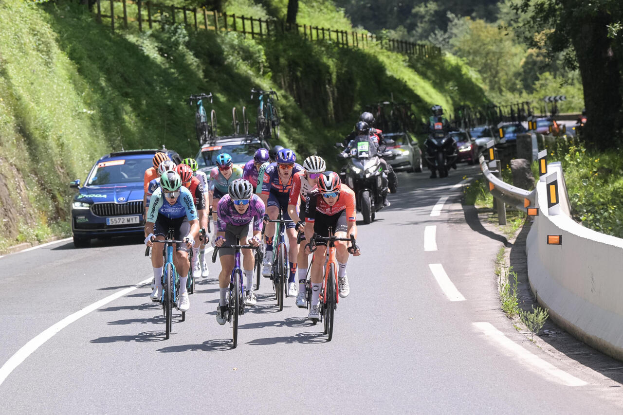 I corridori in fuga durante la Clasica San Sebastian 2025 © Donostiako Klasikoa via X