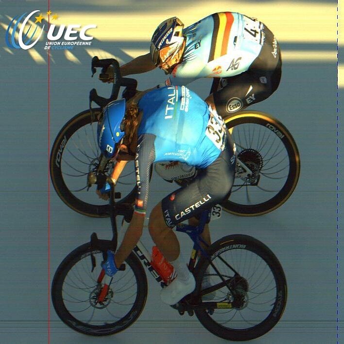 Remco Evenepoel vince il campionato europeo 2026 per pochi millimetri contro Giulio Ciccone ©UEC