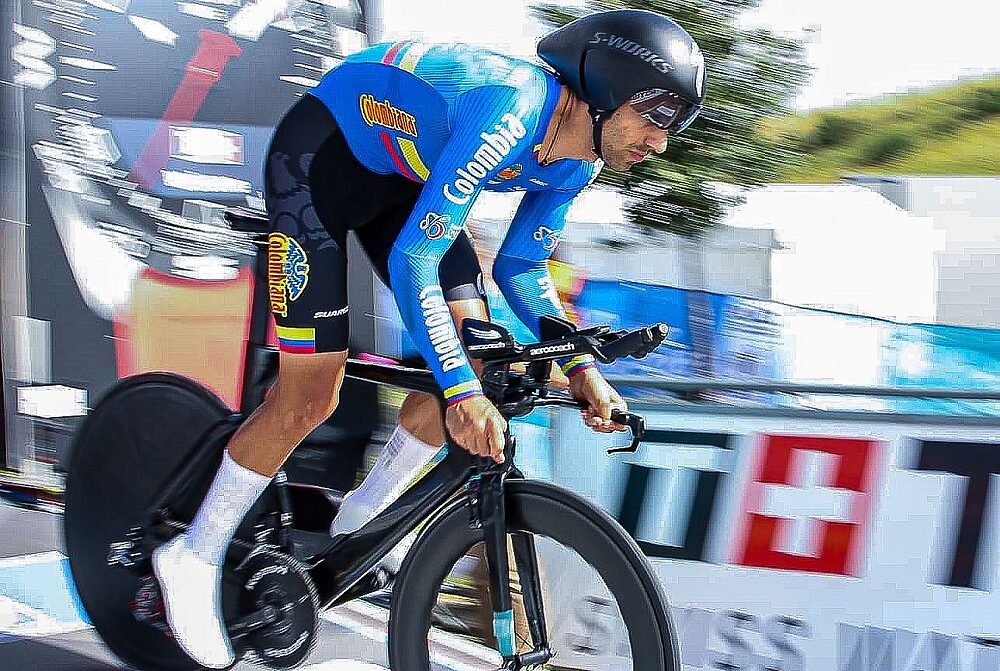 Walter Vargas impegnato nella cronometro dei Campionati del Mondo 2023