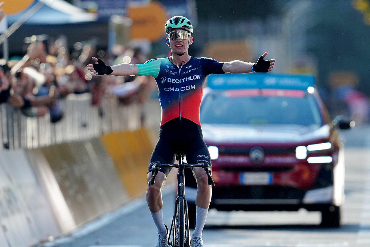 Paul Seixas vince il Giro di Lombardia 2026 © RCS Sport