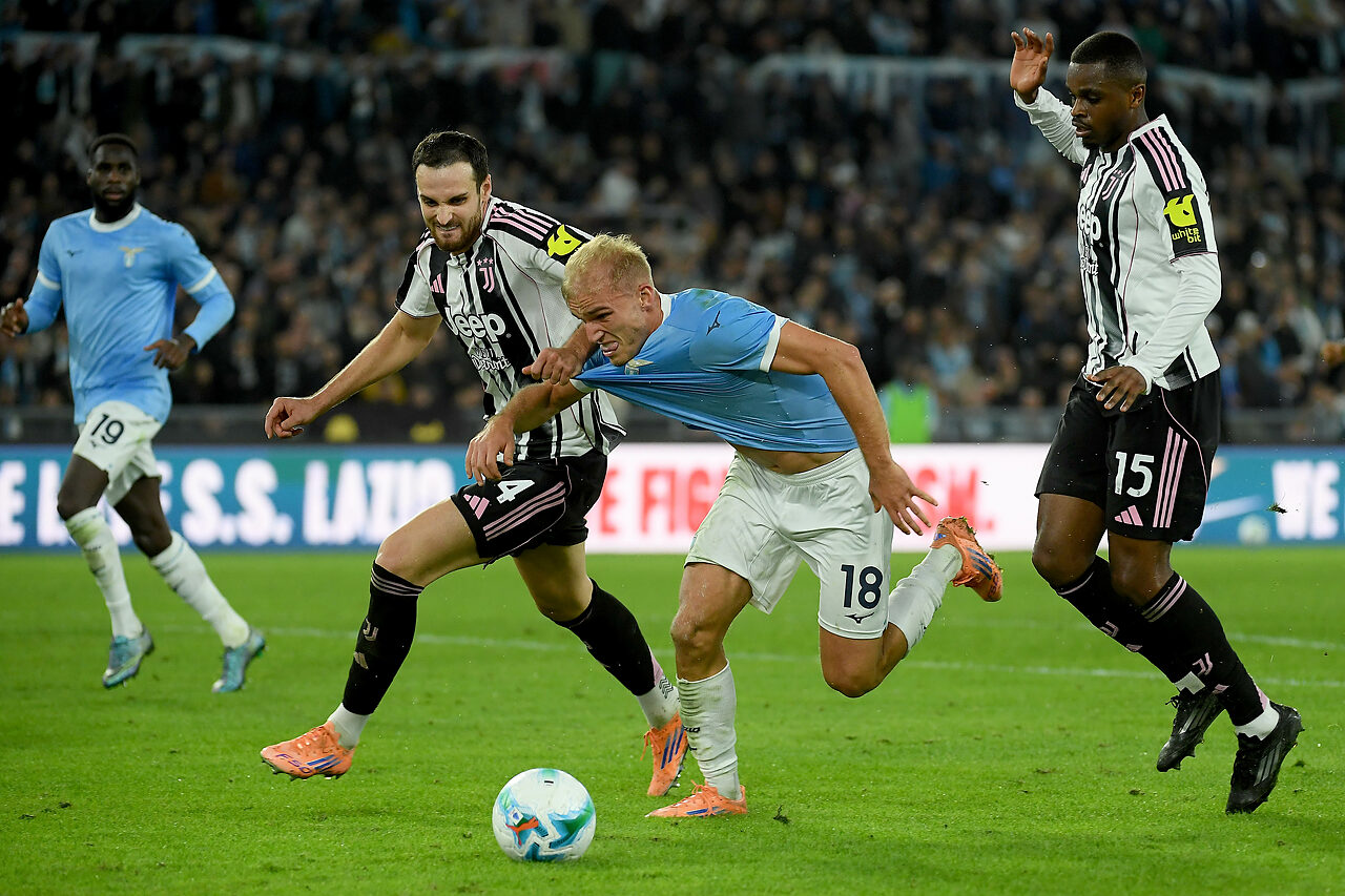 Photo by Marco Rosi - SS Lazio/Getty Images via onefootball