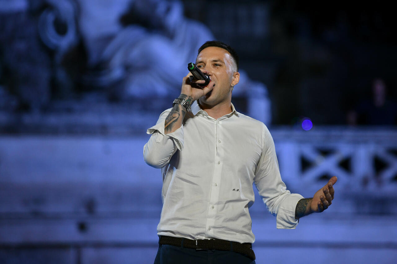 Briga: "Quelle stesse persone, ogni giorno, rinnovano il proprio atto d'amore verso la Lazio..."