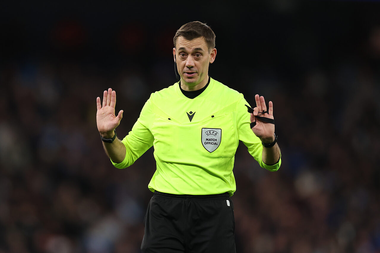 Turpin arbitro - Via onefootball (Photo by Michael Regan/Getty Images)