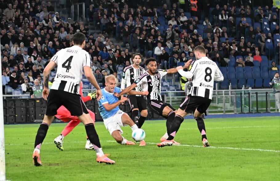 Lazio davanti alla Juve: i gol sono una forza, ma c’è un dato da valutare