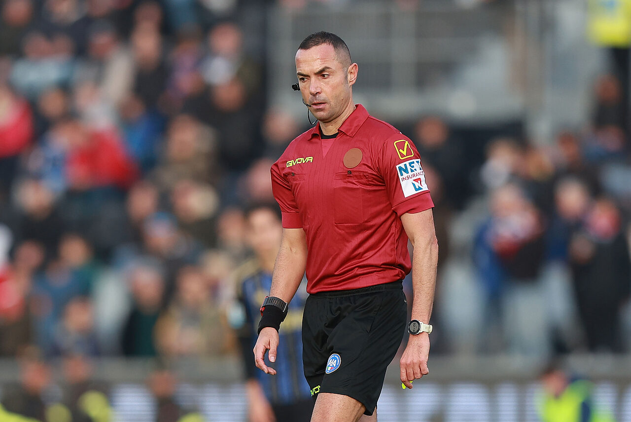 Guida arbitro - Via onefootball (Photo by Gabriele Maltinti/Getty Images)
