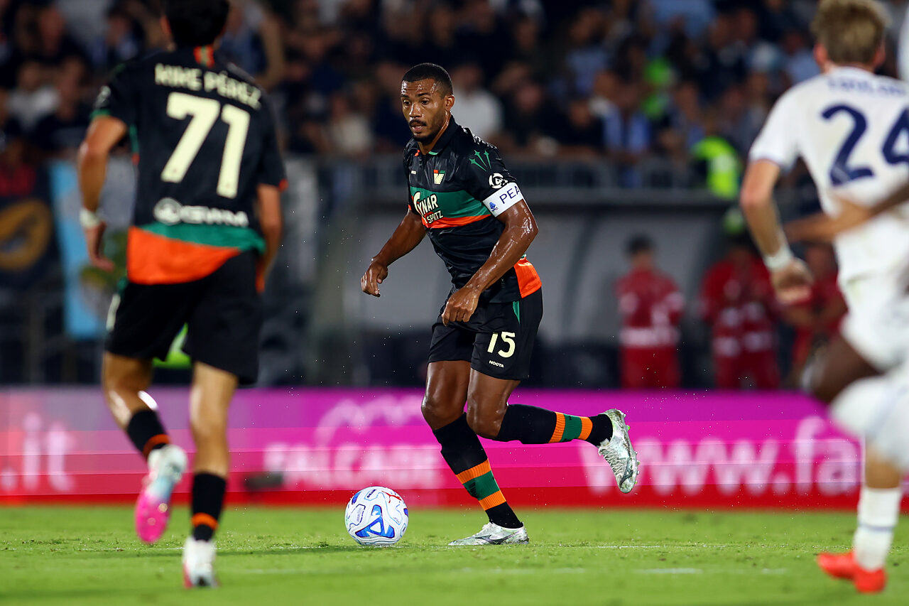 Conferenza Juan Jesus: "Non mi piace che i tifosi ci insultino, noi ci stiamo impegnando"