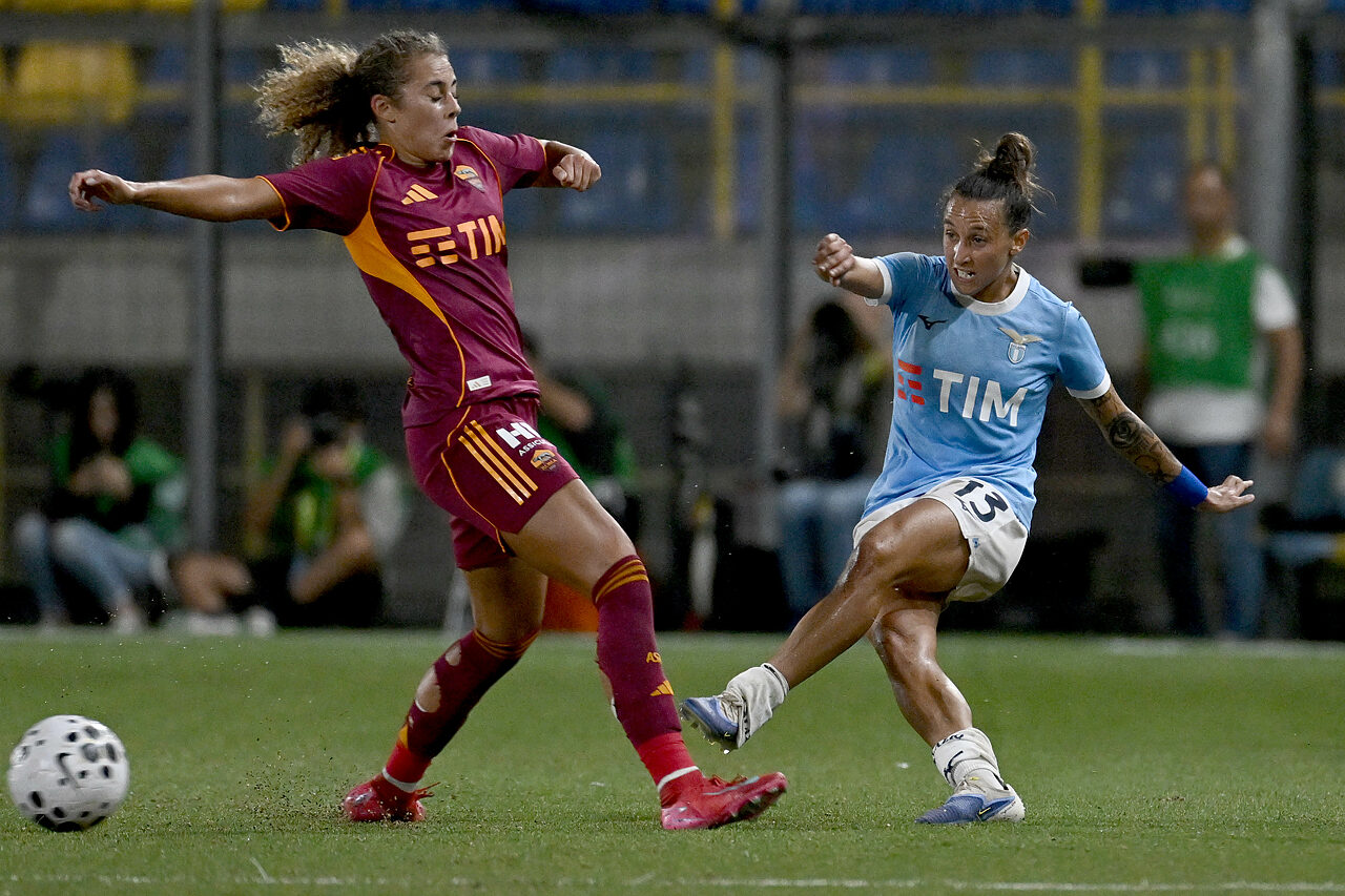 Lazio Women-Roma - Via onefootball  (Photo by Marco Rosi - SS Lazio/Getty Images)
