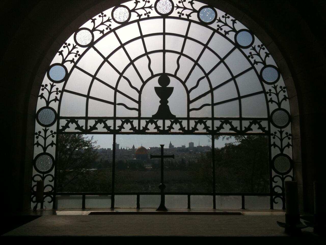 Buona Pasqua a tutti i nostri lettori!