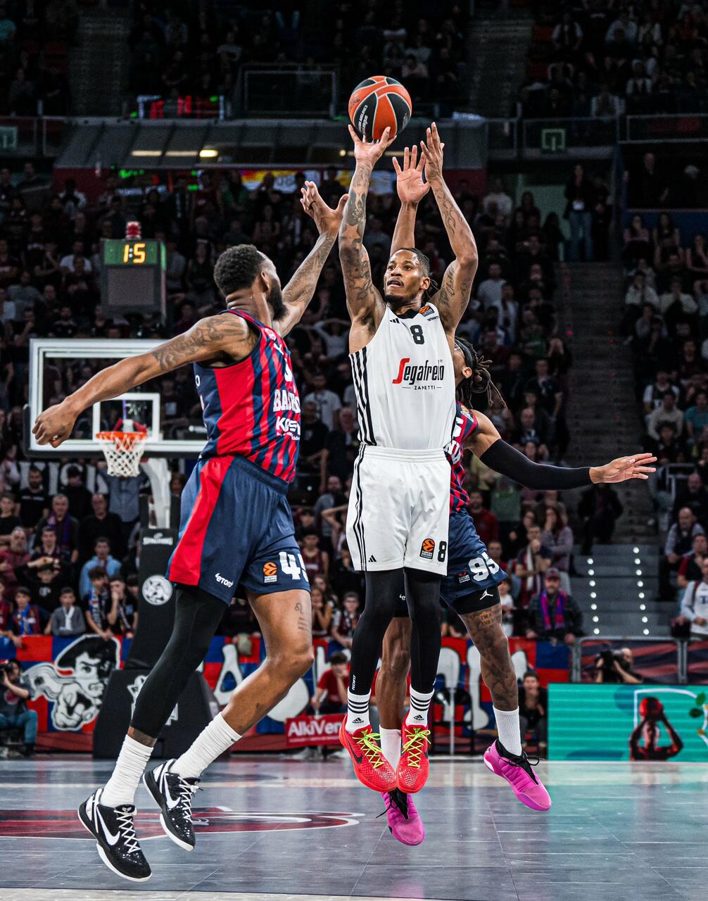 Gli highlights di Baskonia Vitoria - Virtus Segafredo