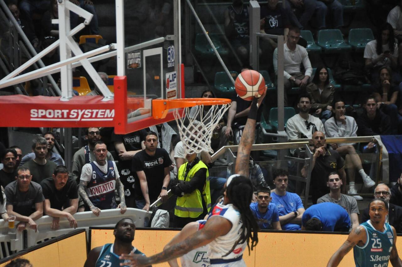 G4 Flats Service Fortitudo Bologna - Acqua San Bernardo Cantu', cronaca