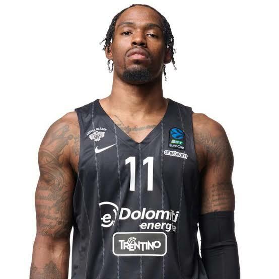 Virtus, si aggrega Derek Cooke per gli allenamenti