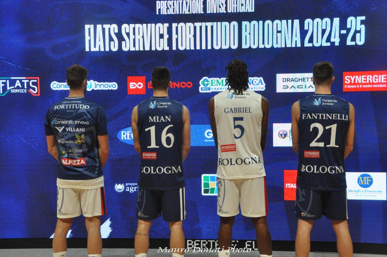 Presentazione maglie Fortitudo, le parole di Battistini e Gabriel