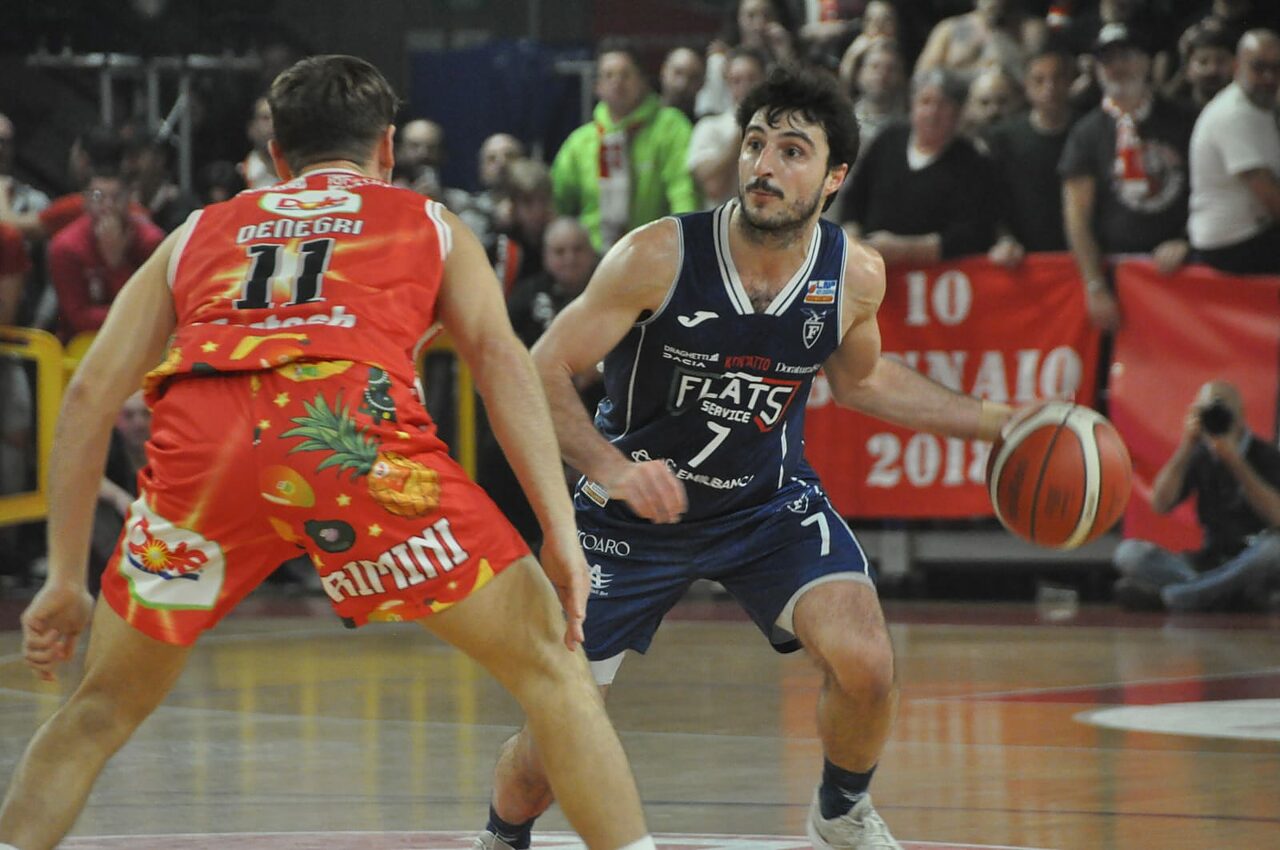 Dole Rimini - Flats Service Fortitudo Bologna, cronaca