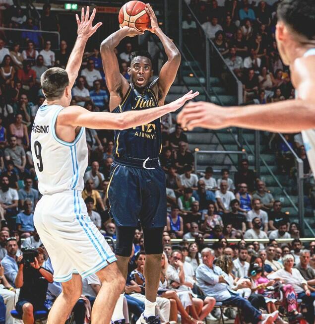 Al PalaDozza, l'Italia vince contro l'Argentina