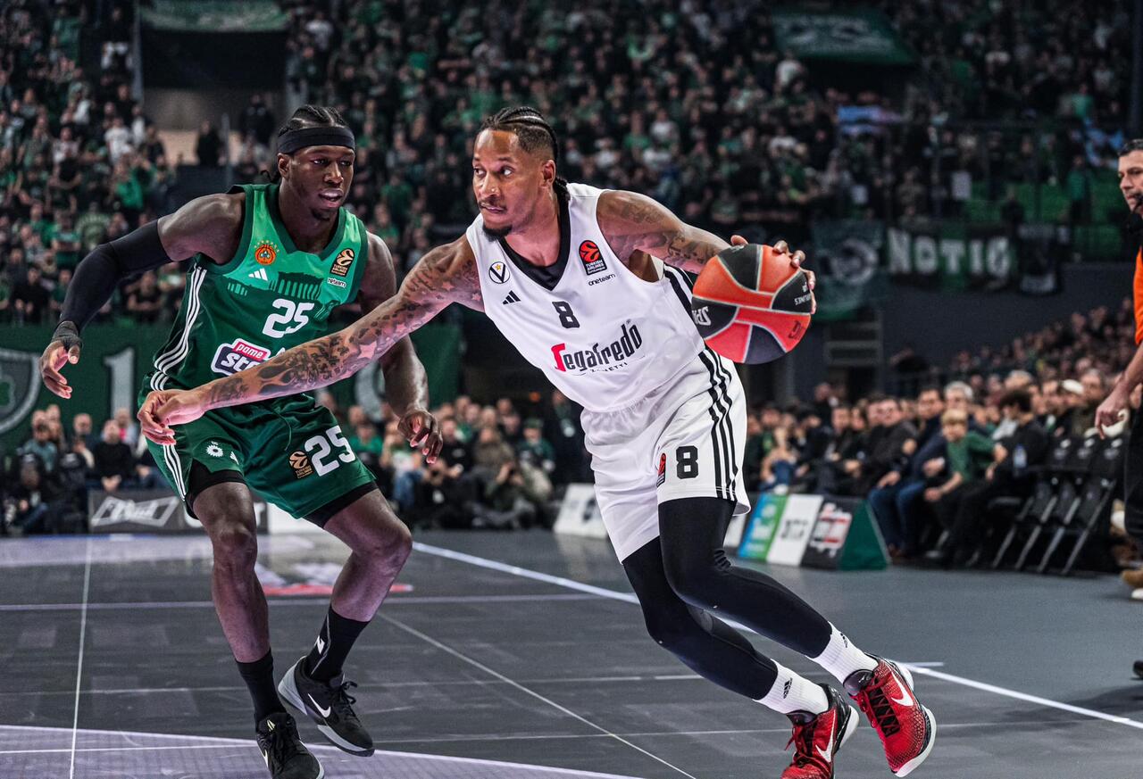 La Virtus cede solo nel finale: vince il Panathinaikos 111-90