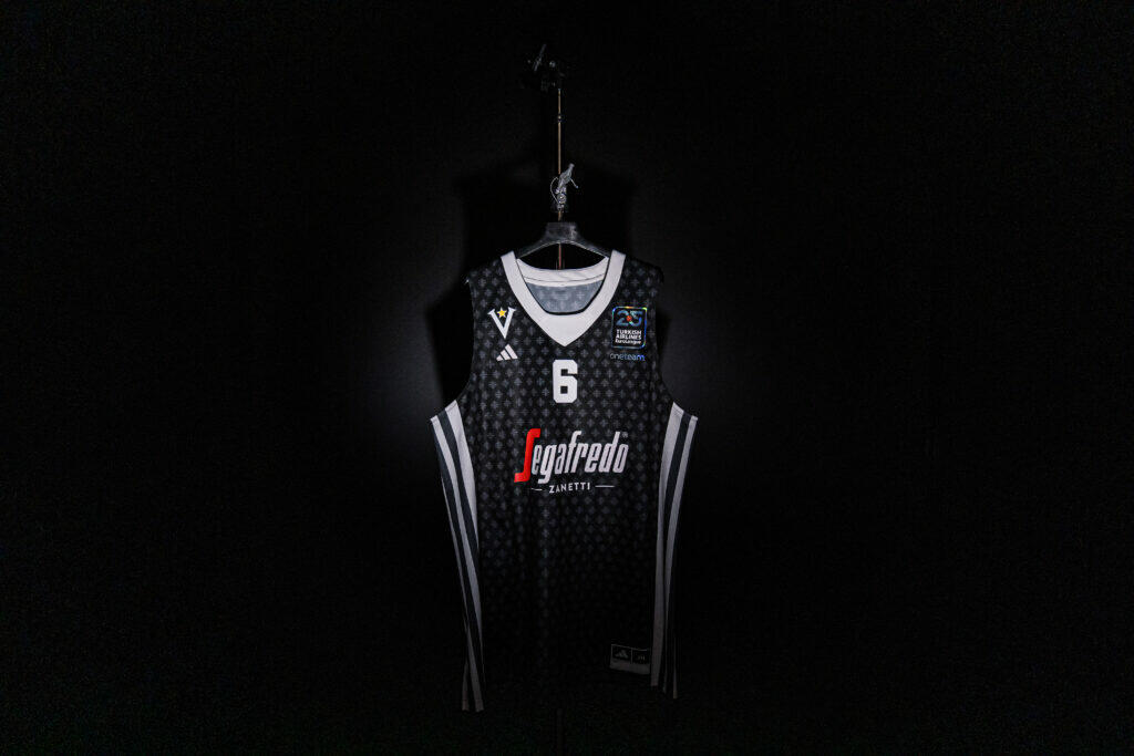 Virtus, tornano disponibili in pre-ordine le divise celebrative per i 25 anni di Eurolega