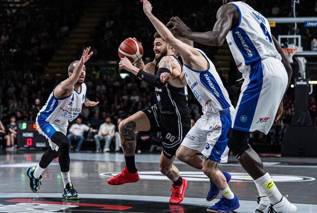 Il prepartita di Virtus - Varese