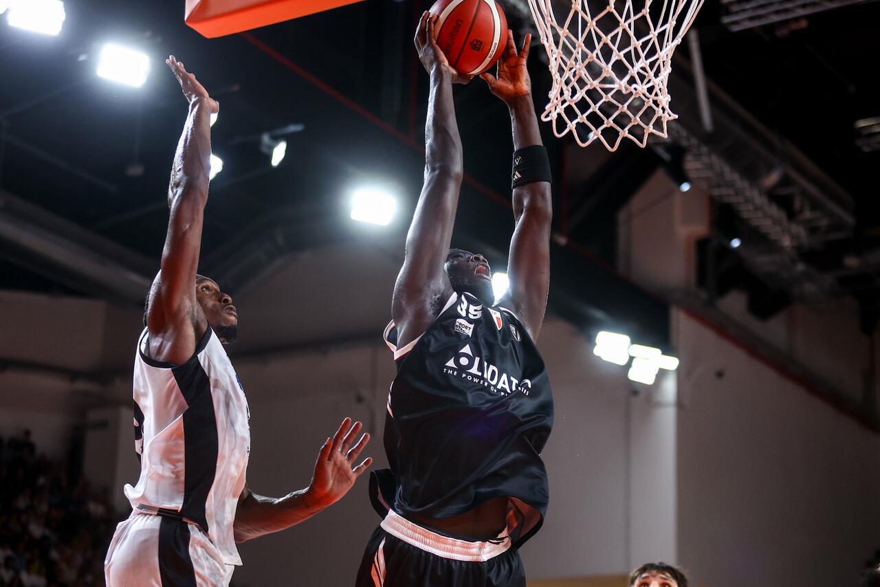 Paris - Virtus, il prepartita di coach Ivanovic e Momo Diouf