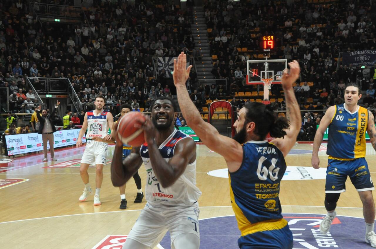 Flats Service Fortitudo Bologna - Carpegna Prosciutto Pesaro, il prepartita