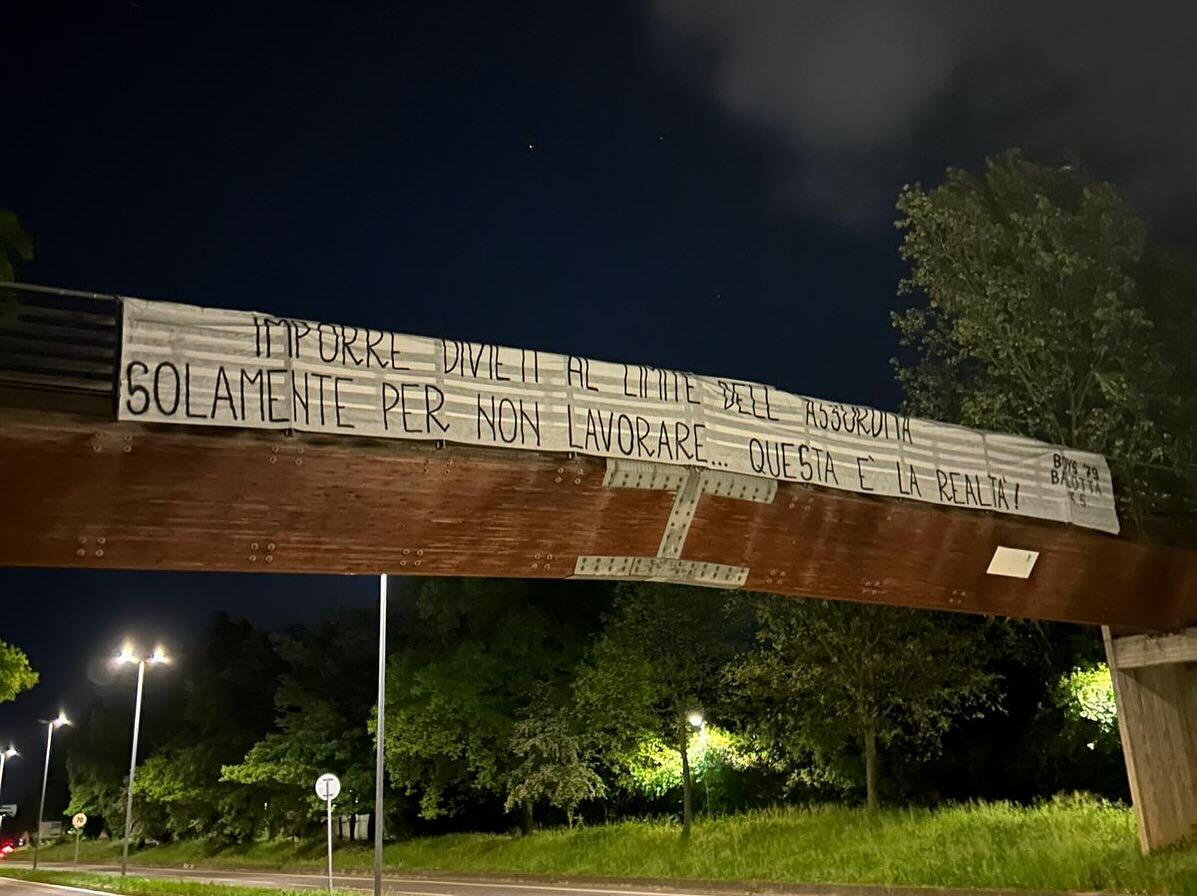 Trasferta vietata, lo striscione della curva Virtus