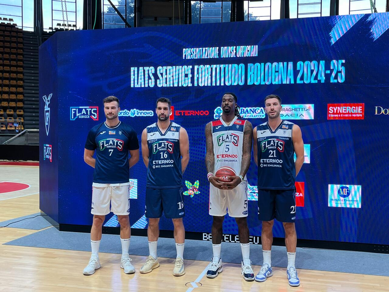 La presentazione delle divise Fortitudo: le parole di Tedeschi, Cagnardi e Gentilini