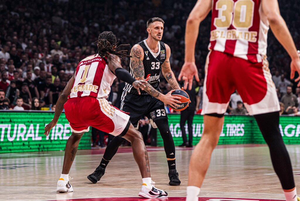 Eurolega, il video di incoraggiamento per Achille Polonara