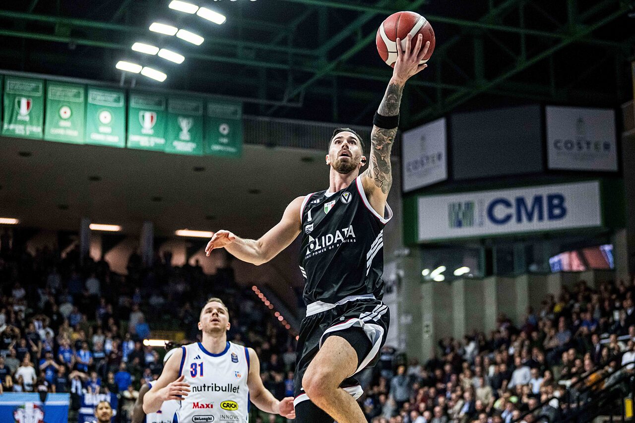 Per la Virtus facile vittoria a Treviso: 79-101