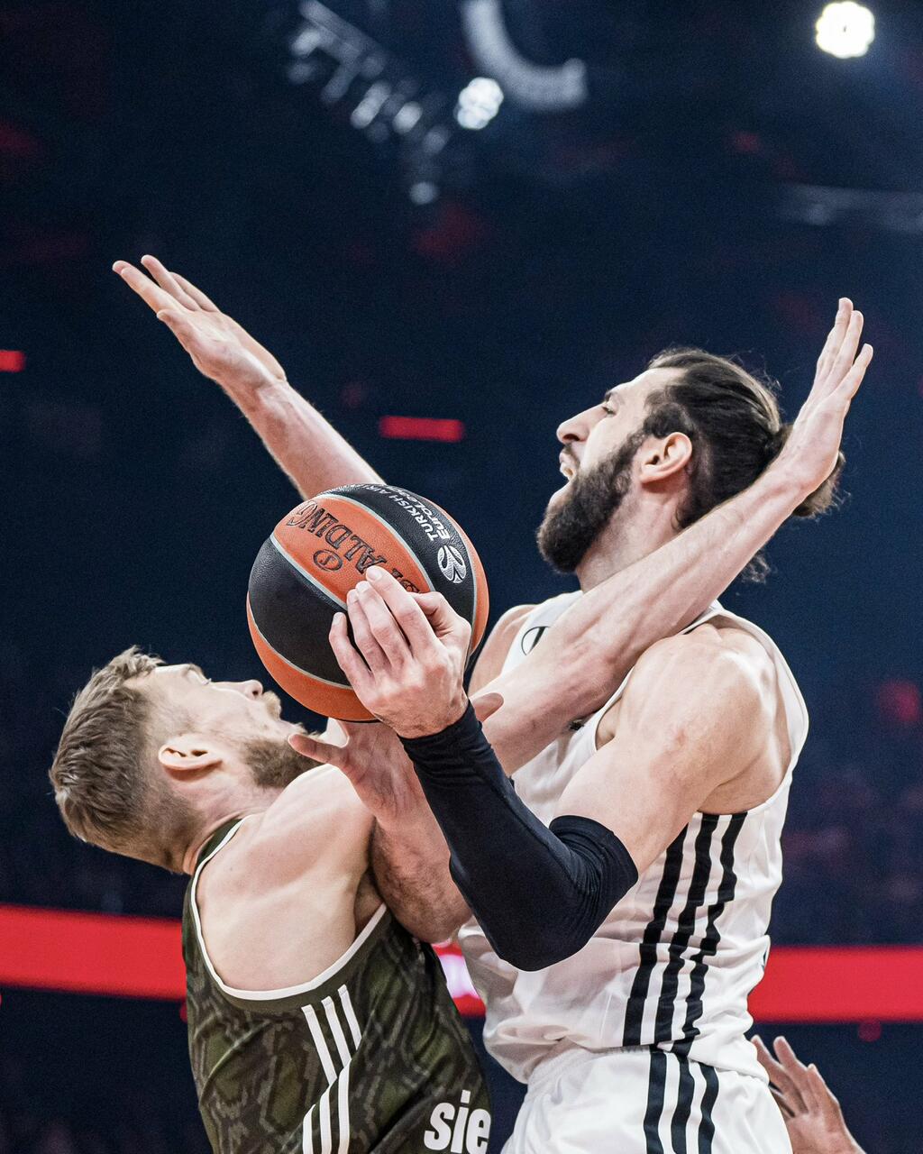 La Virtus è più forte delle assenze e vince a Monaco: 72-82