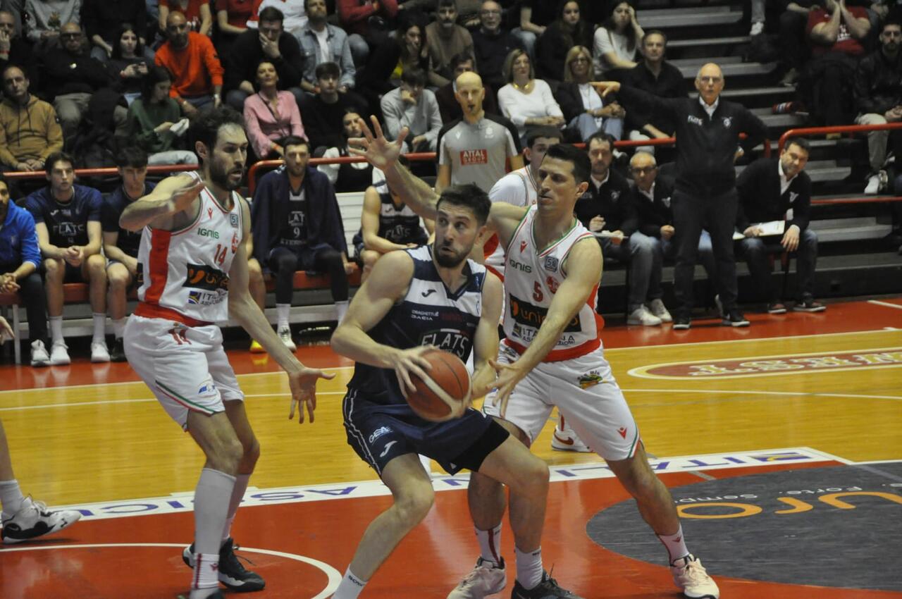 Unieuro Forli' - Flats Service Fortitudo Bologna, cronaca