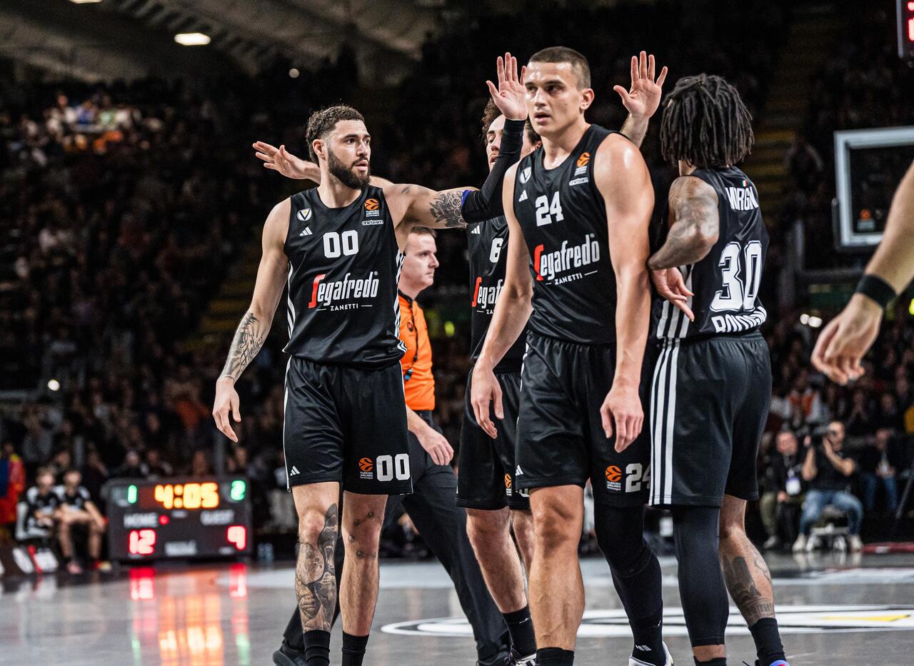 La Virtus batte il Barcellona: 86-81