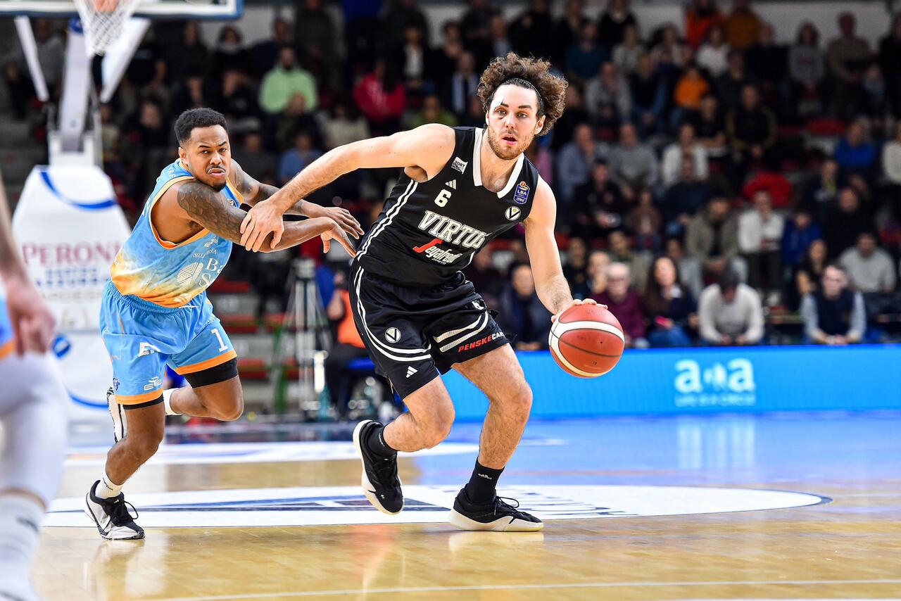 La Virtus è senza energie, vince Sassari 76-68