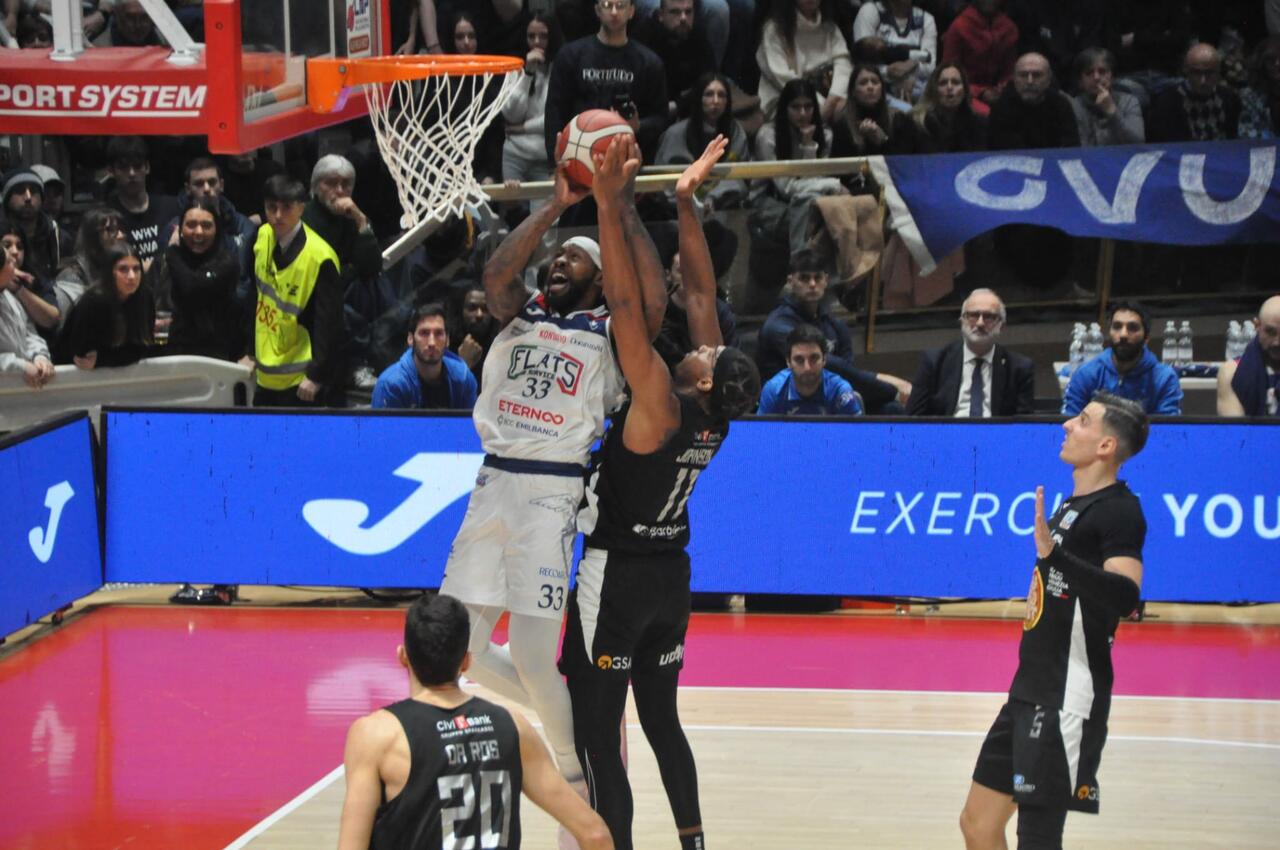 Flats Service Fortitudo Bologna - OWW Udine, cronaca