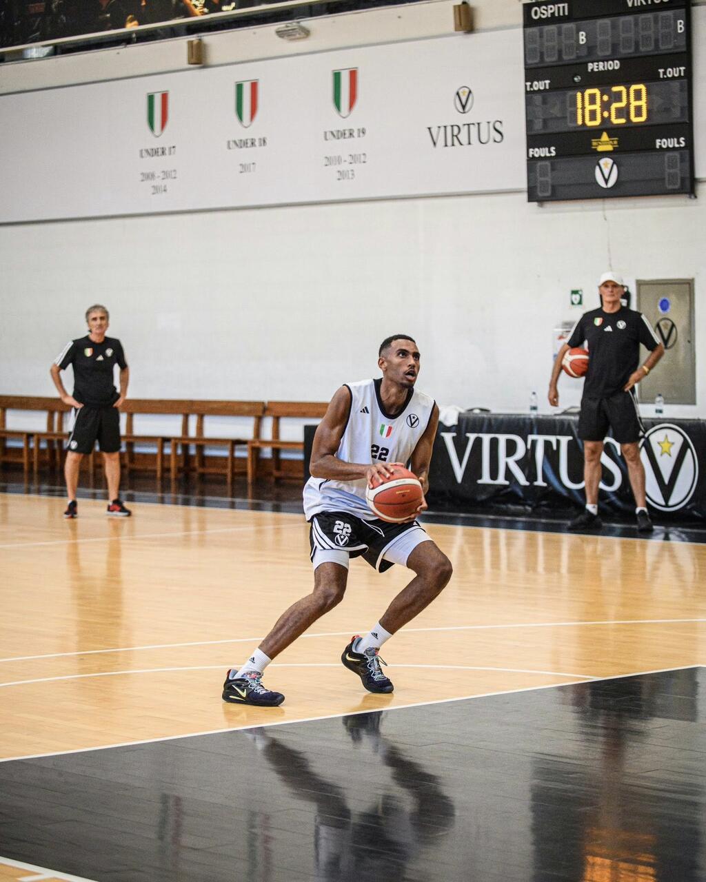 Virtus, il video del training camp