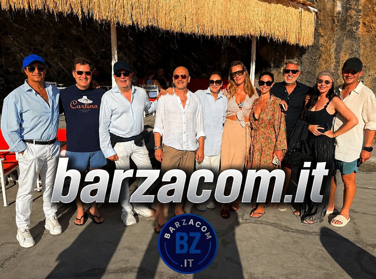Chivu a Capri con moglie amico e Ausilio
