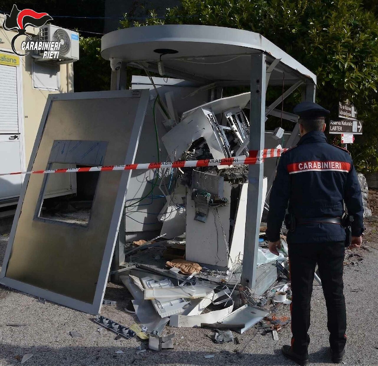 Assalti ai bancomat con la marmotta: nell'inchiesta anche un colpo a Villa Convento