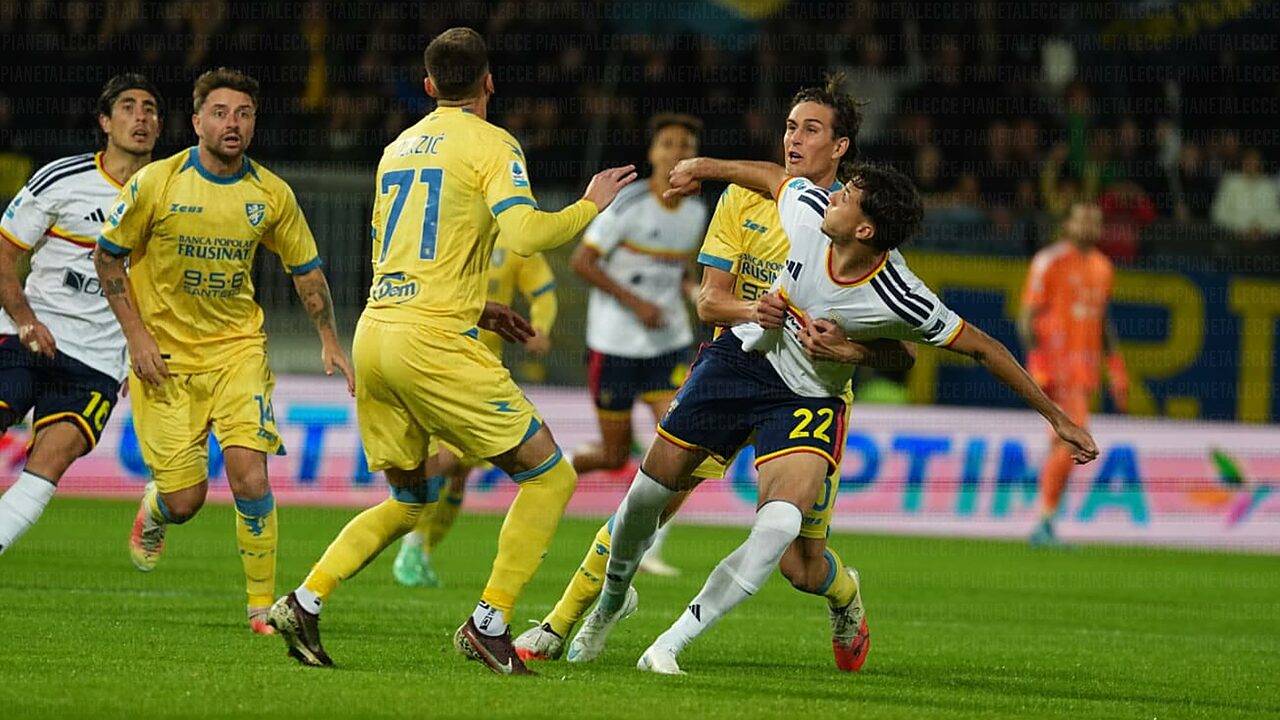 frosinone-lecce monterisi esteban