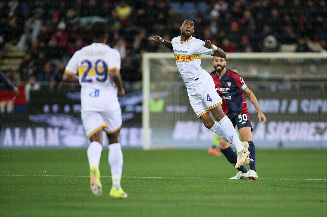 Cagliari-Lecce paoletti coulibaly gaspar