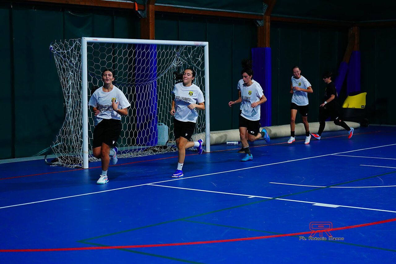 Levante Caprarica, al via la prima Under 19 femminile della sua storia