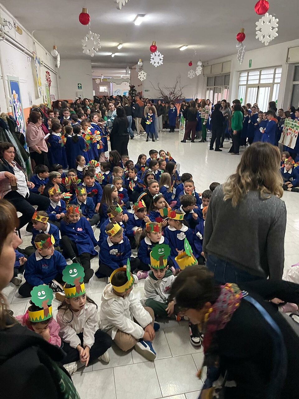 festa albero istituto gesuè