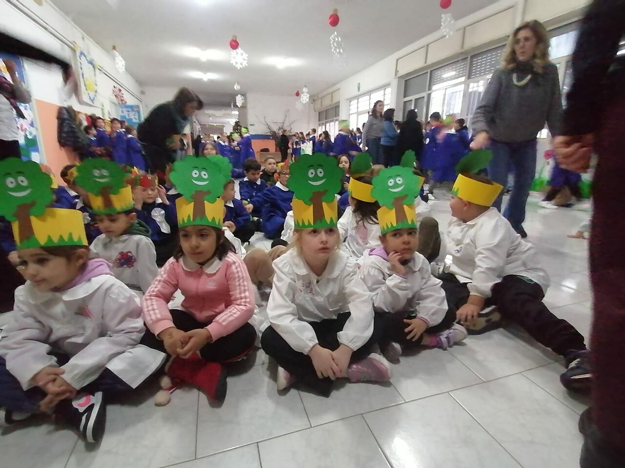 festa albero istituto gesuè