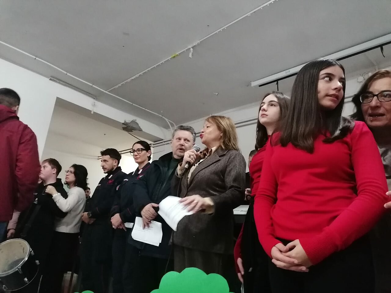 festa albero istituto gesuè