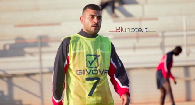 Nella foto Piero Bello, Ciro Favetta durante lamichevole di Castellaneta 