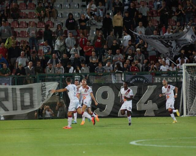 La Reggiana Ad Alessandria Prima Domina Poi Soffre Ma Alla Fine Segna 