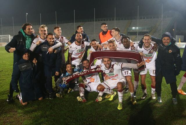 La Prima Gioia Di Varela Esalta Il Natale Della Reggiana Espugnato Il 