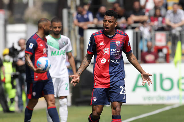 Dalbert Henrique con la maglia del Cagliari 